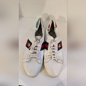 Gucci White Sneakers with Red and Green Stripes